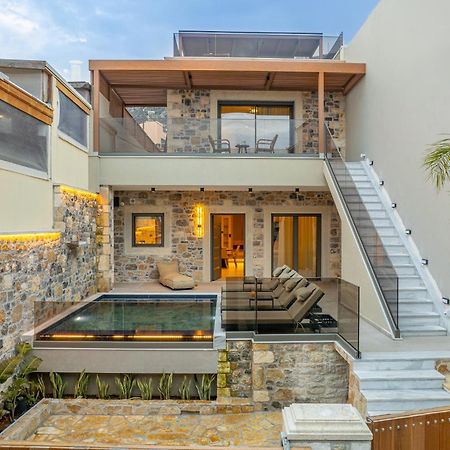 Villa Nicole - Private Pool & Rooftop Jacuzzi خيرسونِسوس المظهر الخارجي الصورة
